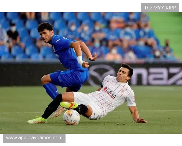 塞维利亚1-1阿拉维斯，双方防线均遭遇伤病困扰